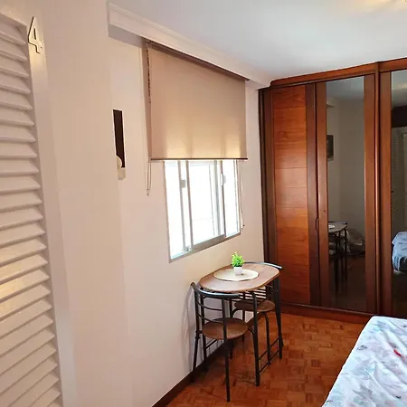 Habitación en casa particular Angosta Host Málaga