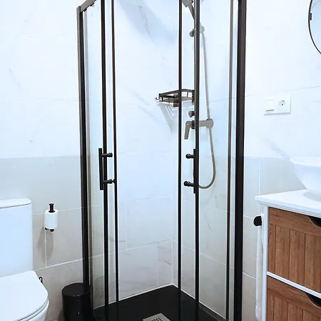 Angosta Host Habitación en casa particular