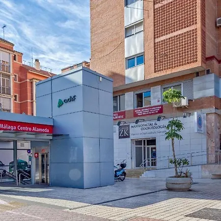 Angosta Host Habitación en casa particular Málaga
